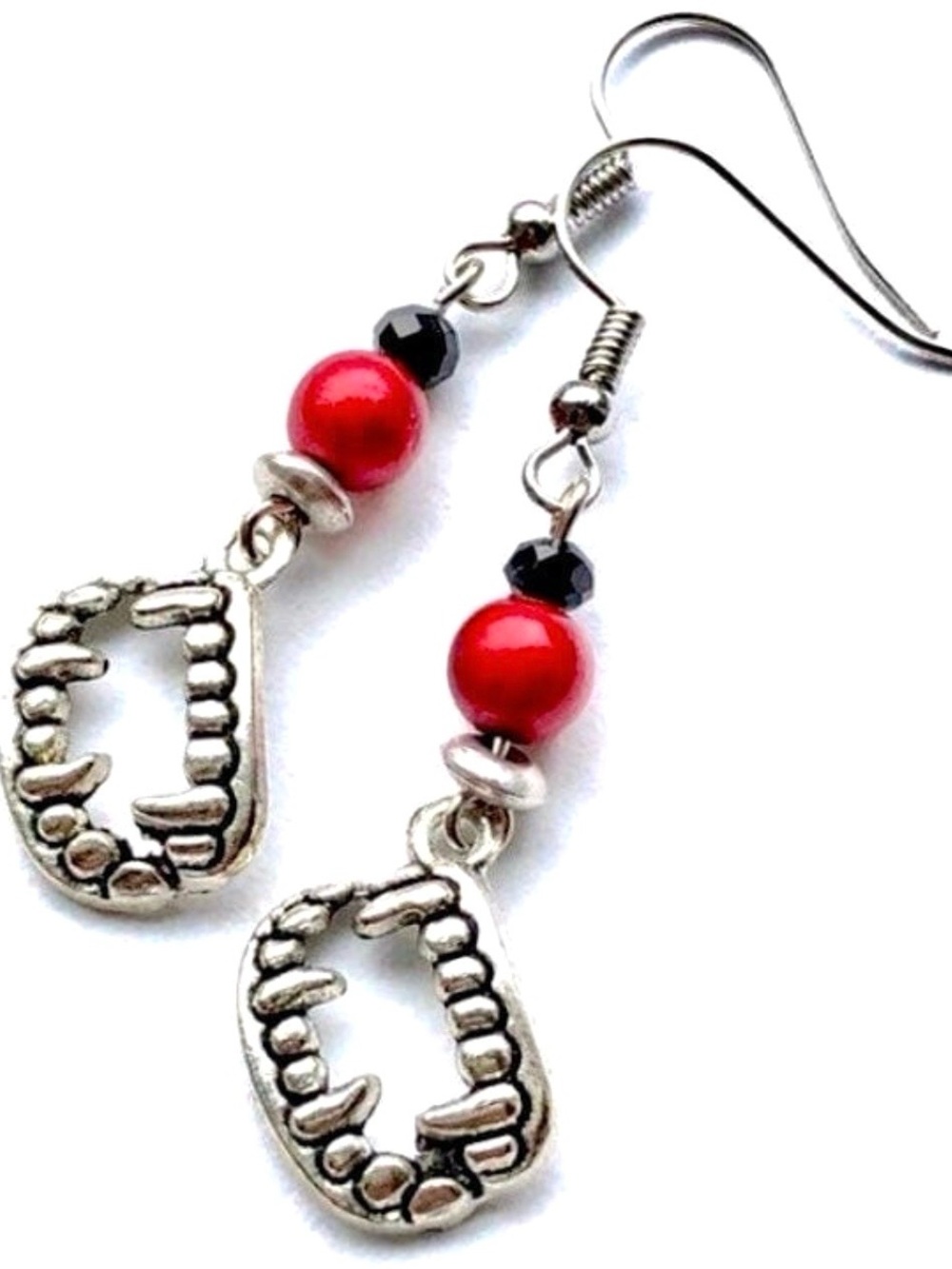 Halloween Vampire Teeth Fangs "Blood" Red Miracle Black Glass Bead Earrings 2" L
